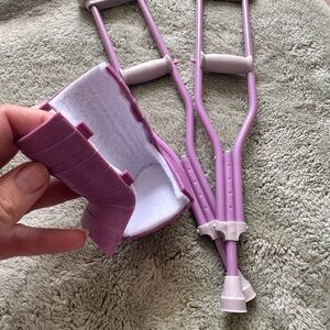 18 inch doll Purple Crutches and cast that opens